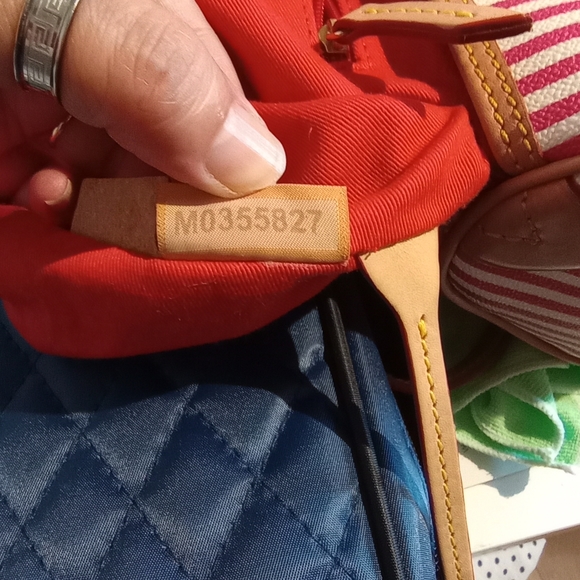 Dooney & Bourke Barrel Bag - Picture 2 of 11